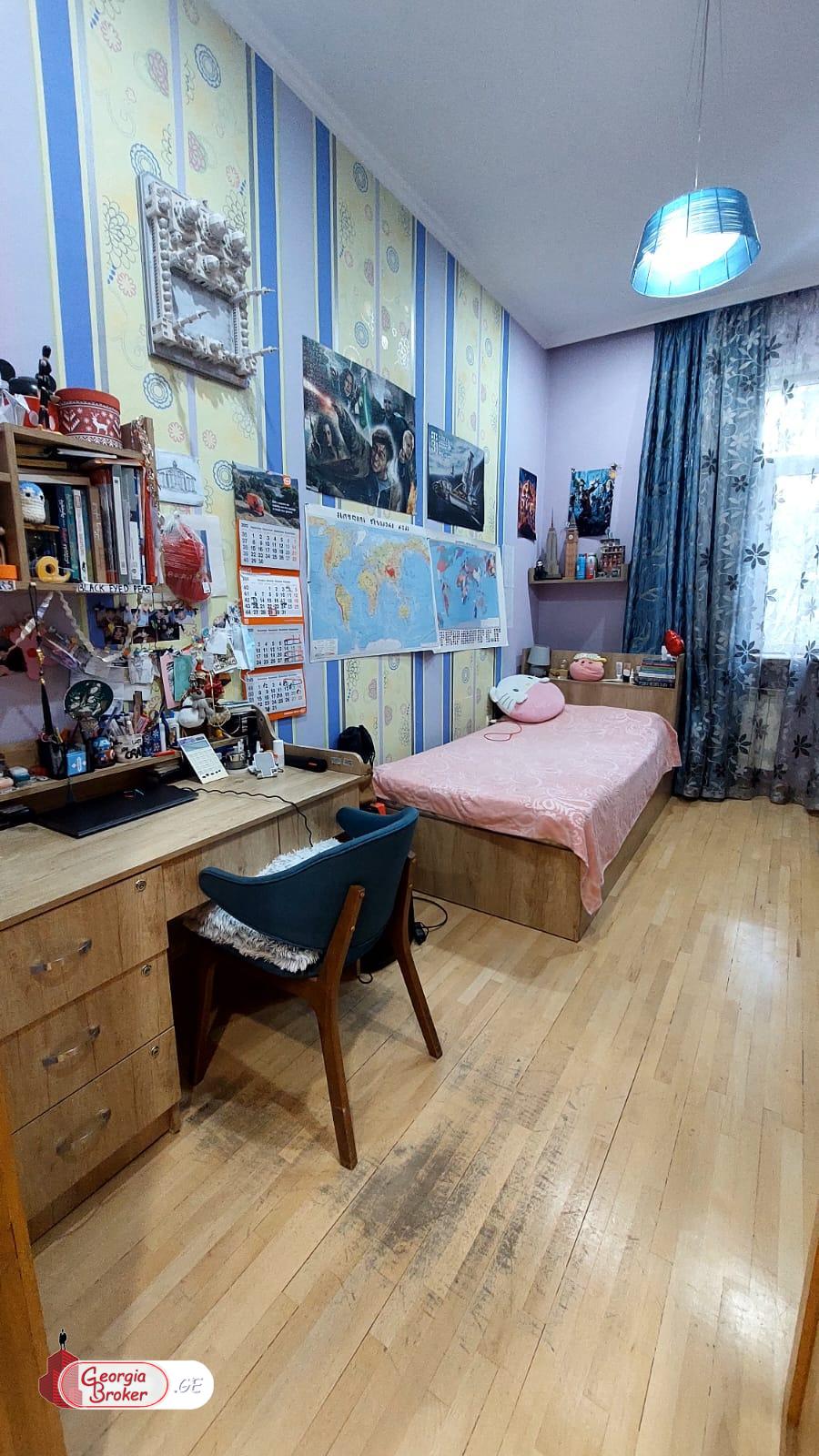 nearly repaired 5-room apartment for sale